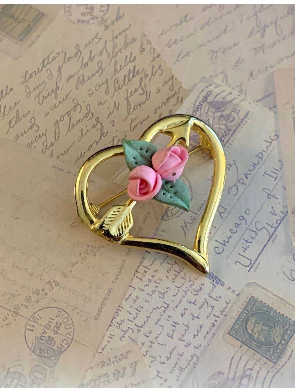 Vintage Charming Gold Heart Pin with Pink Rose and Arrow Accent